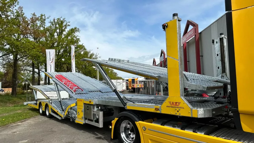 Aksoylu AKT2 versie II special met extra Functie's 6 car-loader Autotransporter VDI 2700 TuV certificate